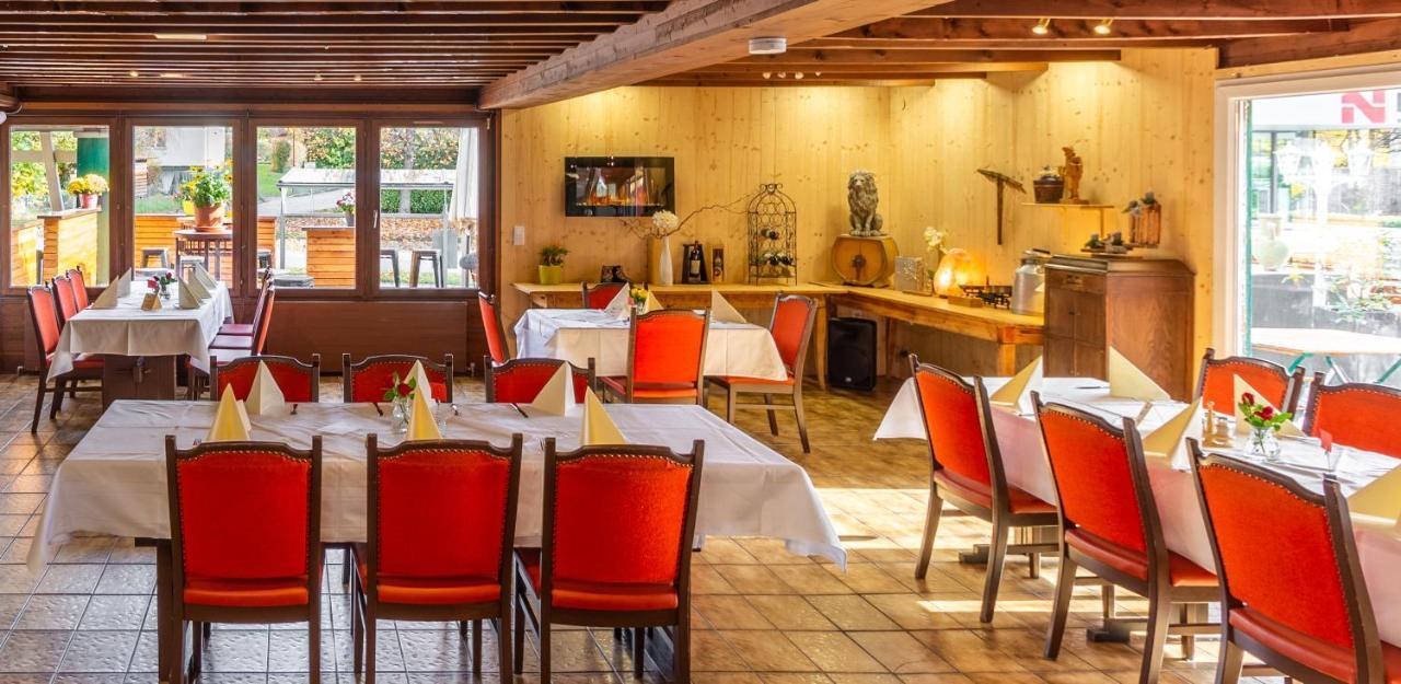 Hotel Pension Loewen In Sulz Sulz  المظهر الخارجي الصورة
