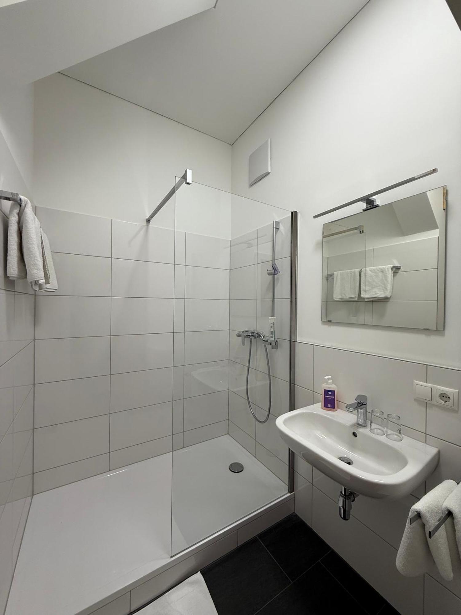 Hotel Pension Loewen In Sulz Sulz  المظهر الخارجي الصورة